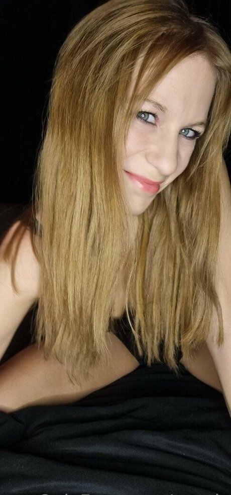 nantis estrella porno caliente fotos