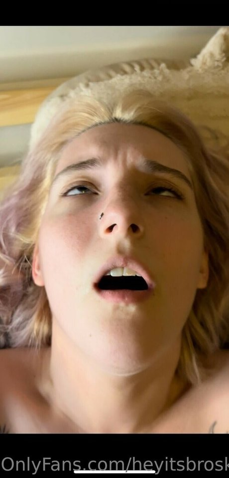 HeyItsBroski mannequin img