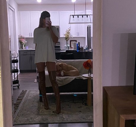 Abbey Wilson Miniature