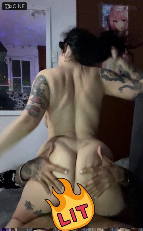 Betzy Black estrella porno caliente recopilación