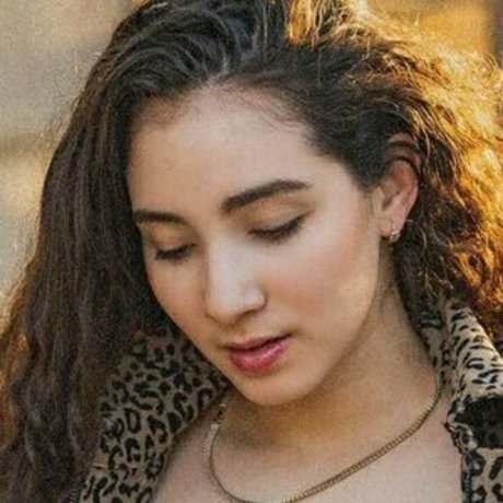 Keren Canelon free actress pictures