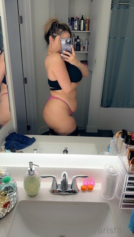 arisfans étoile sexy des photos