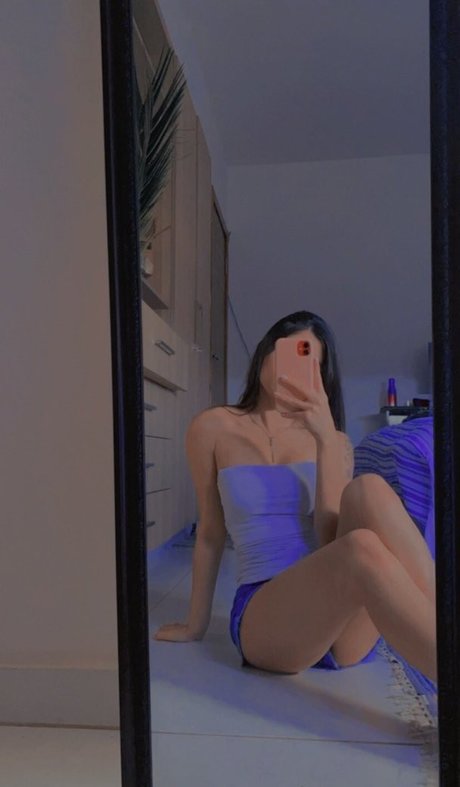 Ingrid Larissa arte modelo galería