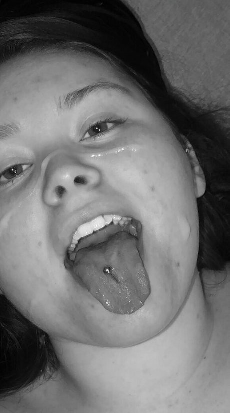 Rileelovee modelo pornografico imágenes