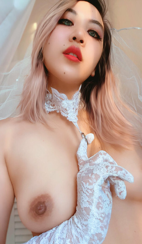 RedRabbu modelo gratis fotos