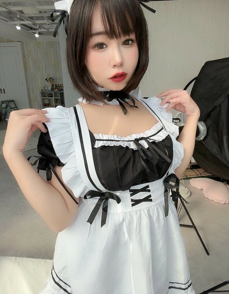 Ruis Tsuji buena estrella porno foto