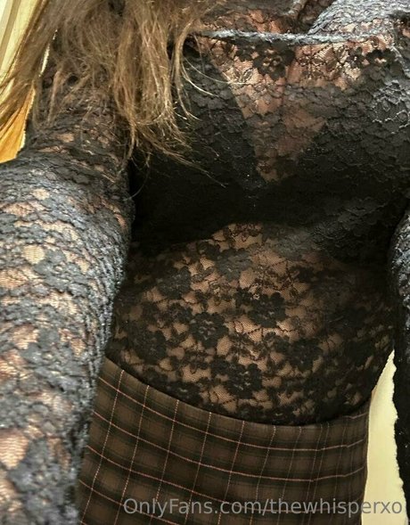 thewhisperxo modelo adulto fotos