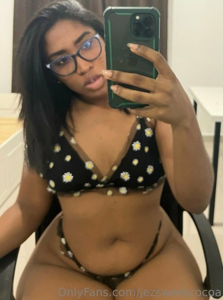 jezsweetcocoa model pretty photo