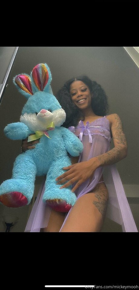 mickeymooh star sexy galleries