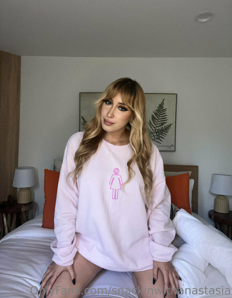 snackinwithanastasia estrella desnuda recopilación