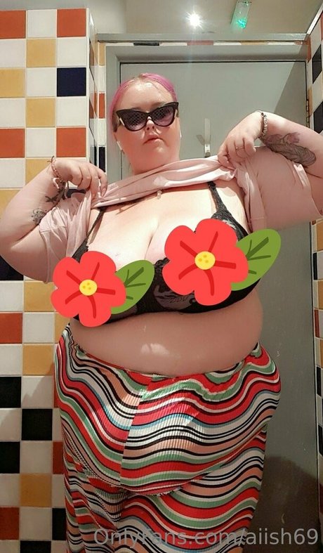 blonde bbw onlyfans sexy naked images
