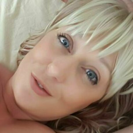 lolaluxx1 xxx étoile photos