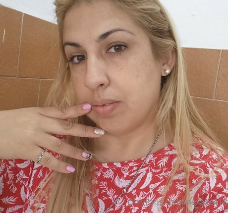 alexaxe418 modelo desnuda foto