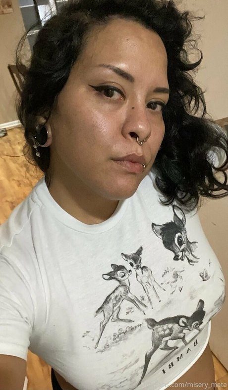 mirari mata actriz erótica galería