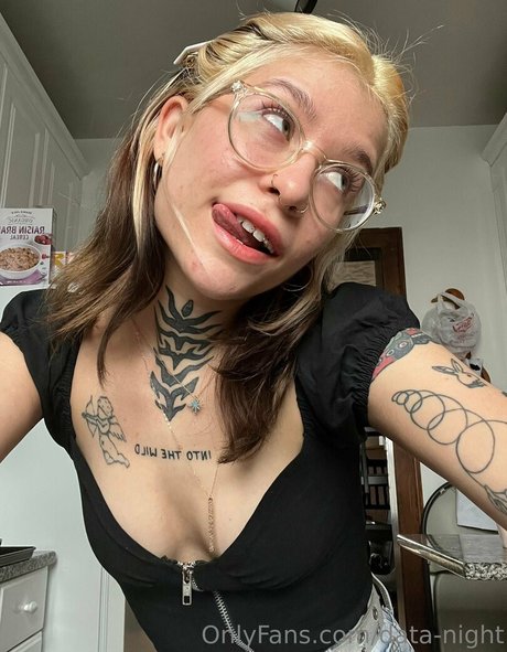 Onlyfans de madrastra perfecto imágenes