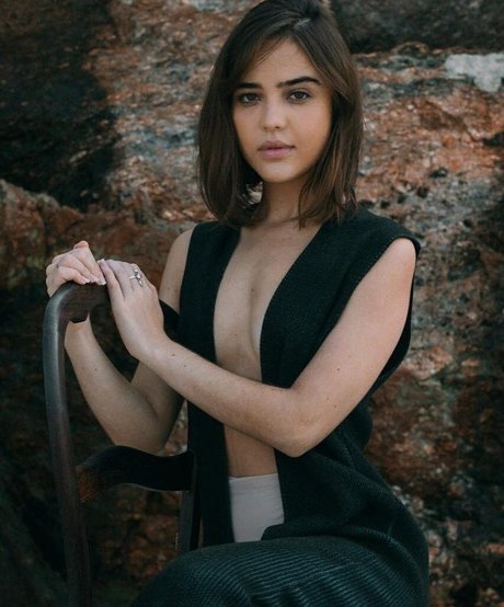 Bella Piero hermosa actriz foto