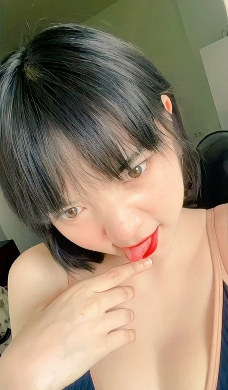 Phanomwan Chaiwayat erotic model images