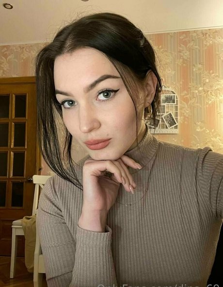 dina 69 jolie actrice image