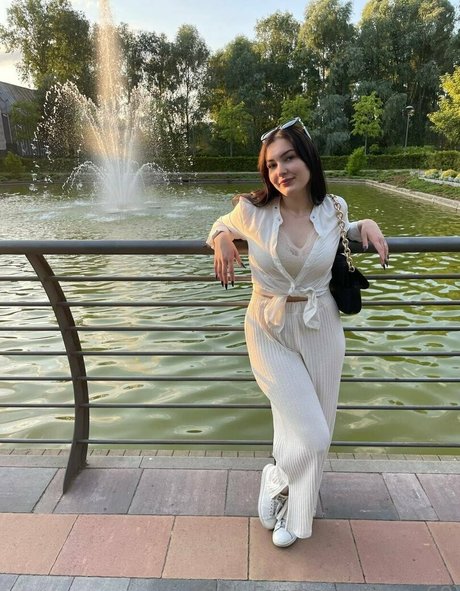 dina 69 desnudos estrella porno foto