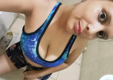 ladama22 pornstar adult image