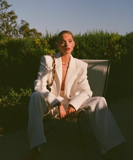 pelirroja tetas grandes onlyfans xxx pornografico imagen