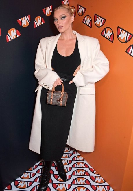 Elsa Hosk star du porno gratuit photo