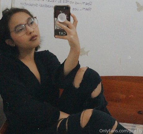 soy0yo modèle nu image