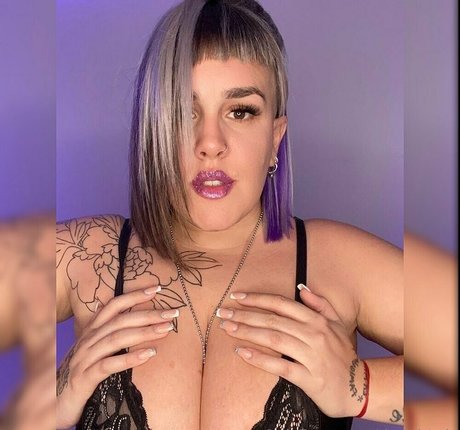 dadabitch nude model img