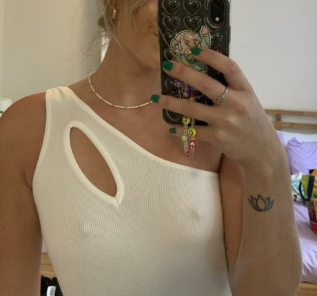 Momolit0 actrice pornographique images