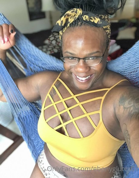 ebonyglutes01 star du porno de haute qualité photo