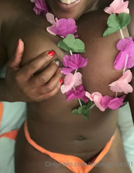 ebonyglutes01 actrice de sexe photo