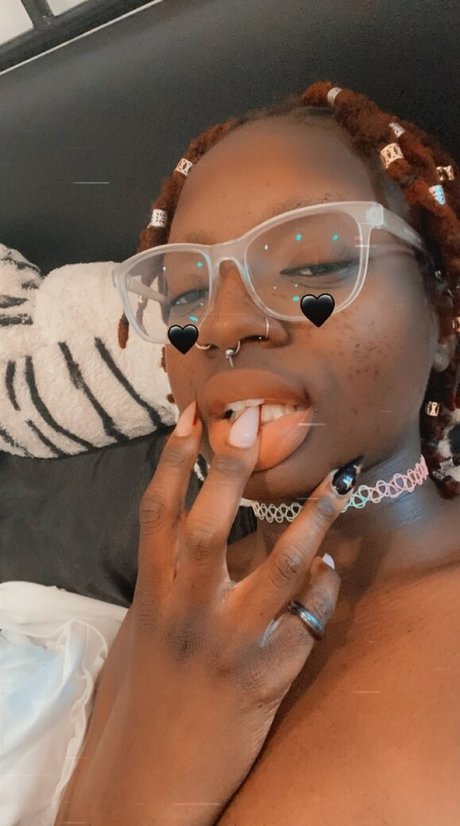 dreamofdevyn exclusive star pic