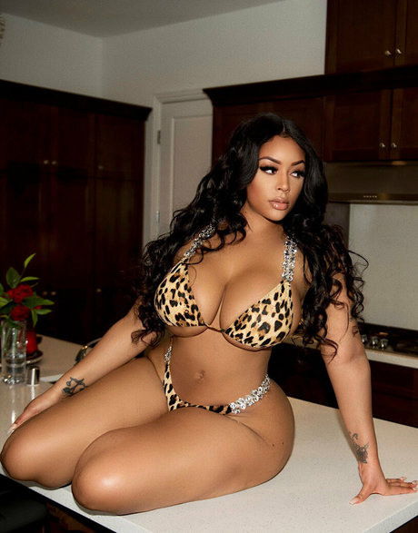 aundreanarene étoile adulte archive