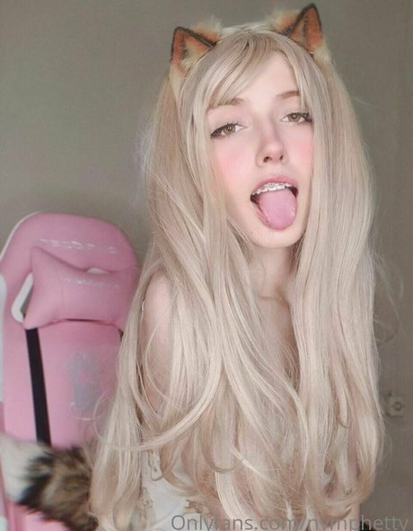 nymphetty actrice pornographique galeries