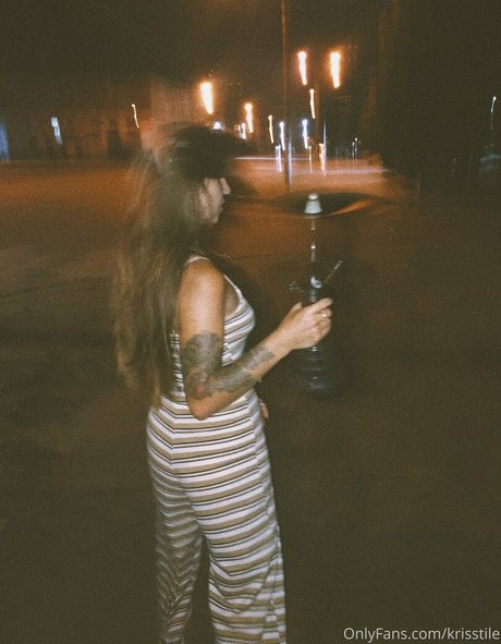 krisstile modèle sexy archive