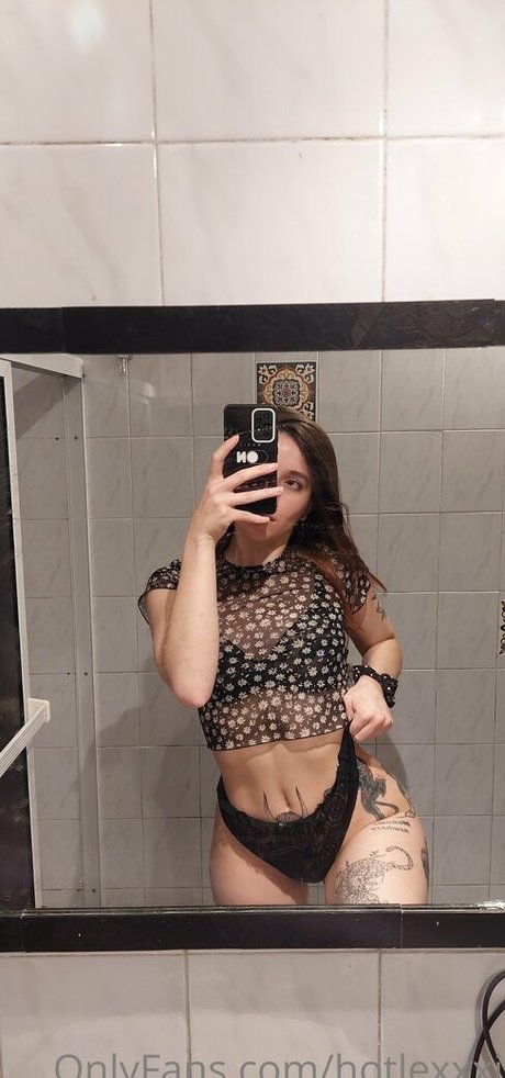 hotlexxxi actriz desnuda imagen