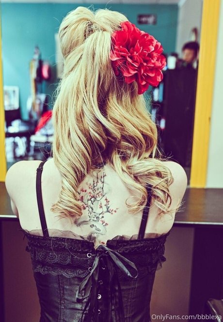 babyblexa modelo de alta definición fotos