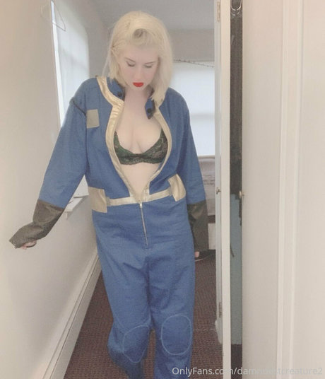 damndestcreature2 actrice porno img