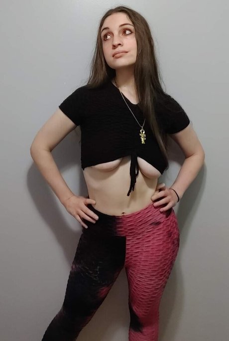 itsmintsalad estrella desnuda imagen