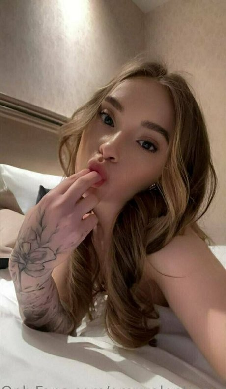 amyvalentinexxx modèle sexy galerie