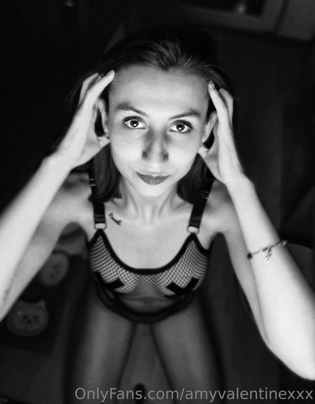 amyvalentinexxx art star du porno galerie