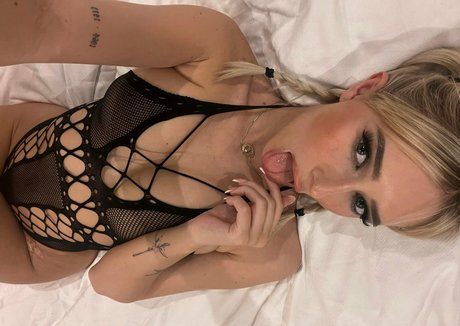 barbies side model exclusive galleries