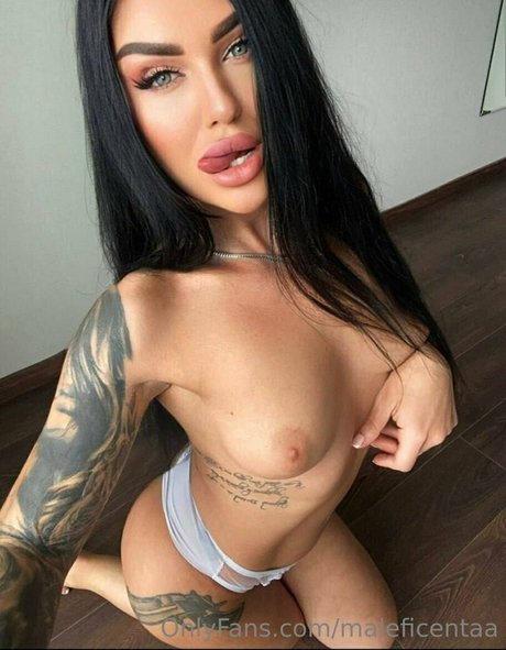 maleficentaa modelo imágenes