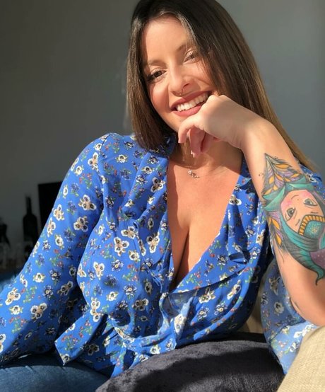 Zhanet Filipova modèle chaud img