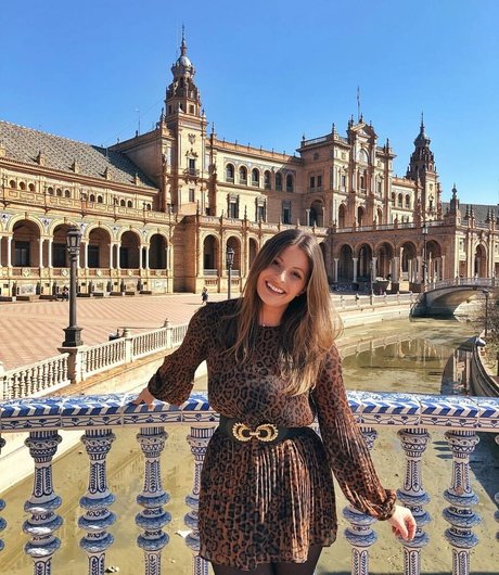 Zhanet Filipova estrella porno desnuda imagen