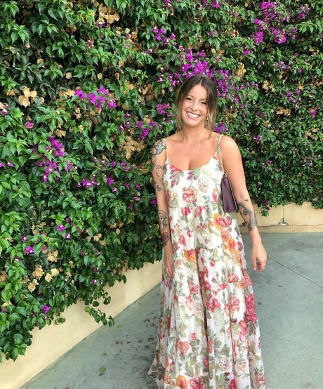 Zhanet Filipova modèle adulte photo