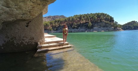 Zhanet Filipova desnudos de estrellas porno galería