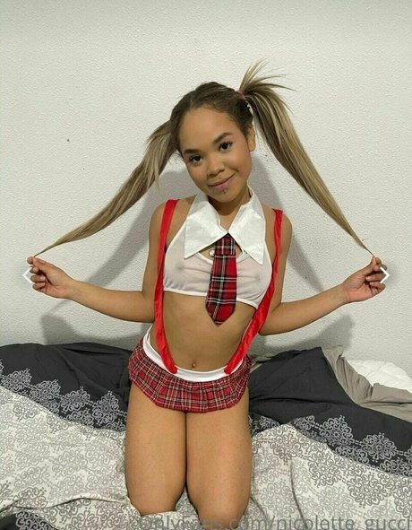 bellahotxx modèle exclusif image