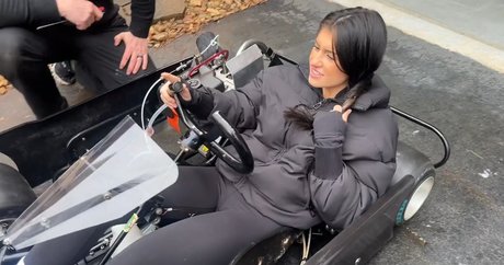 Hailie Deegan model perfect pictures
