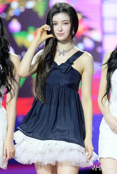 Danielle Marsh actriz desnuda archivo